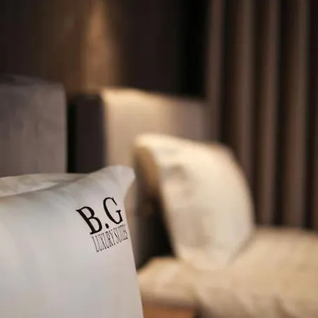 B.g Luxury Apartment *