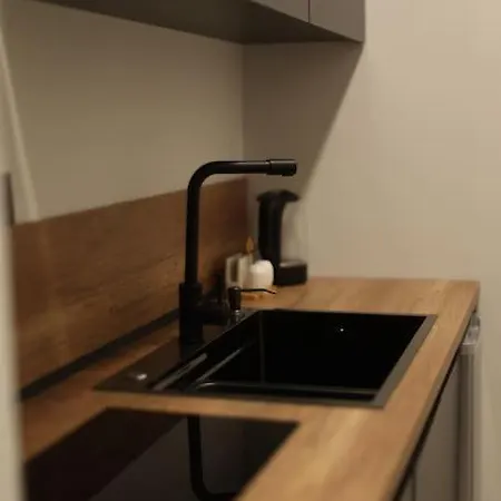B.g Luxury Apartment *